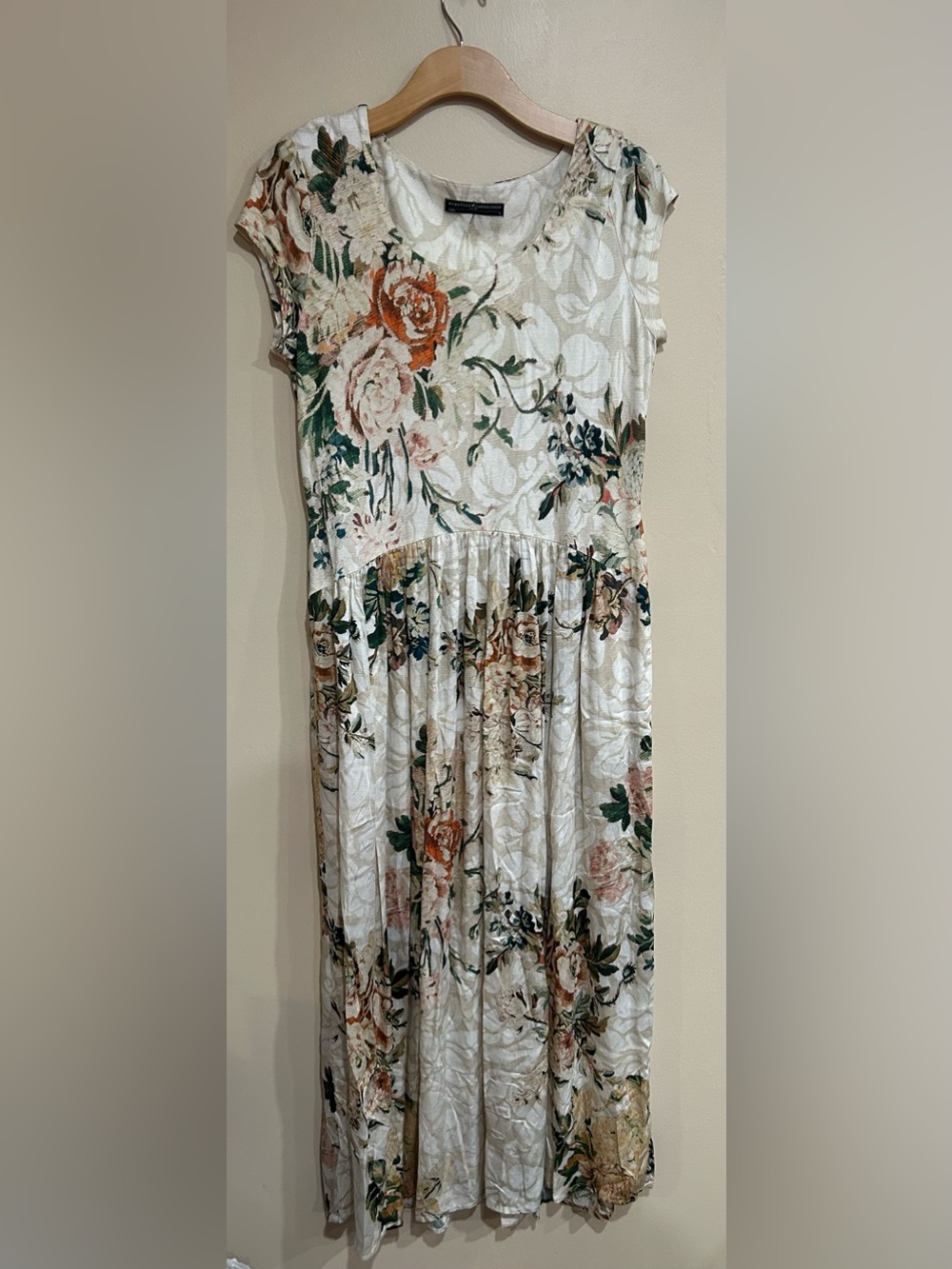 Peruvian Connection | Antique Floral Print Short Sleeve Soft Cream Midi Dress M